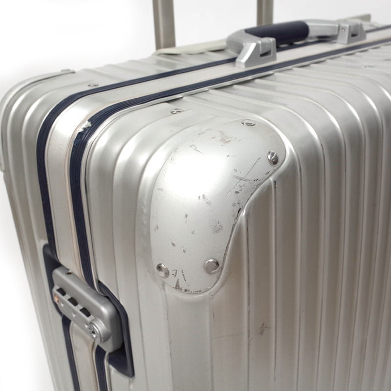 リモワ　シルバーインテグラル　中古品　U923.77　104リットル　4輪