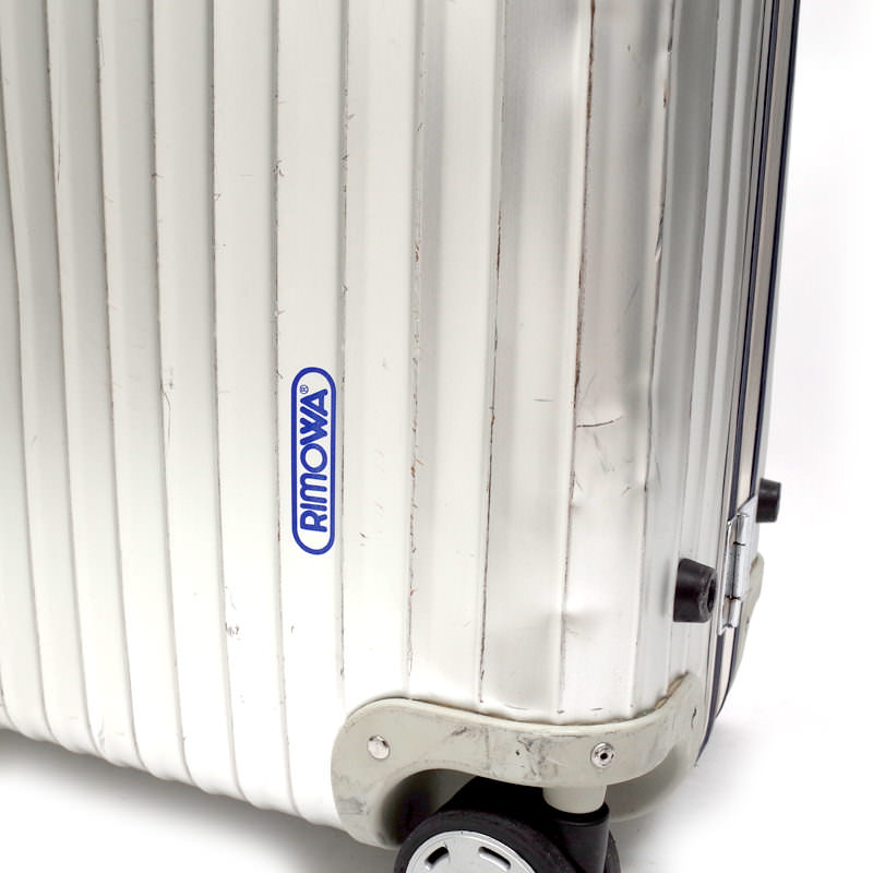 リモワ　シルバーインテグラル　中古品　U923.77　104リットル　4輪