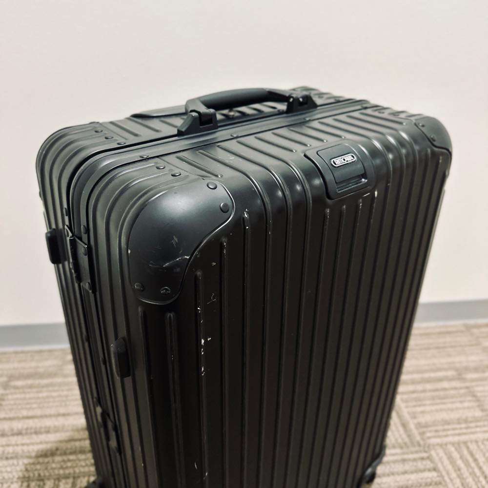 リモワ　トパーズ ステルス　中古商品　924.63.01.4　64リットル　4輪