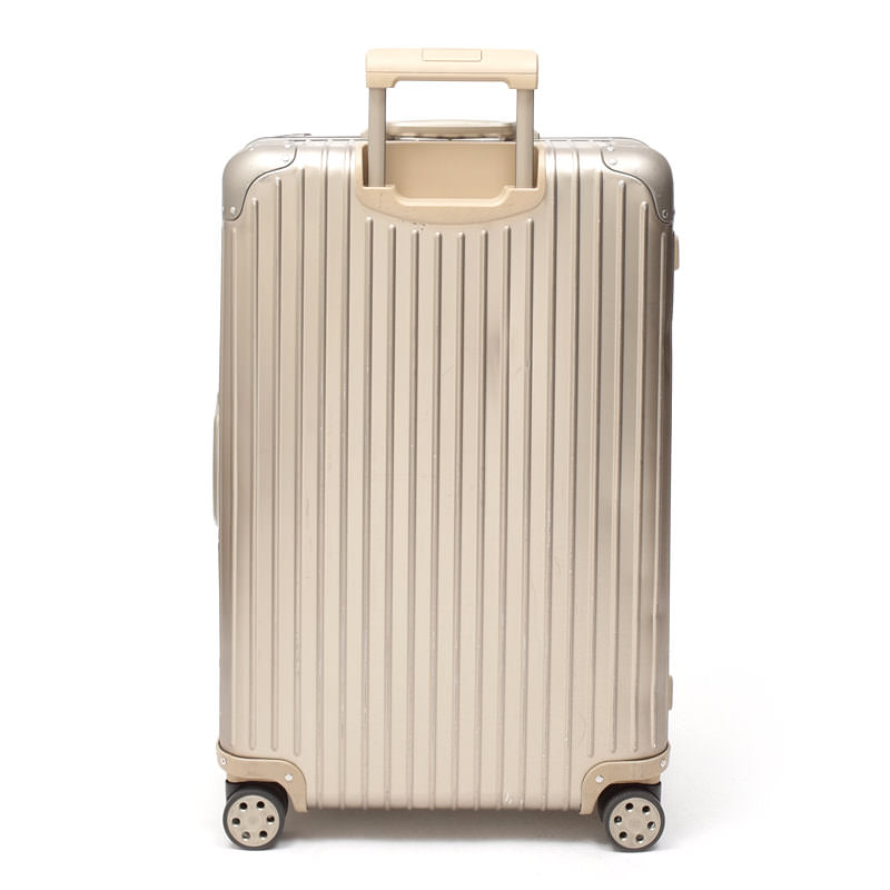 リモワ　トパーズ チタニウム　中古商品　924.70.03.4　82リットル　4輪
