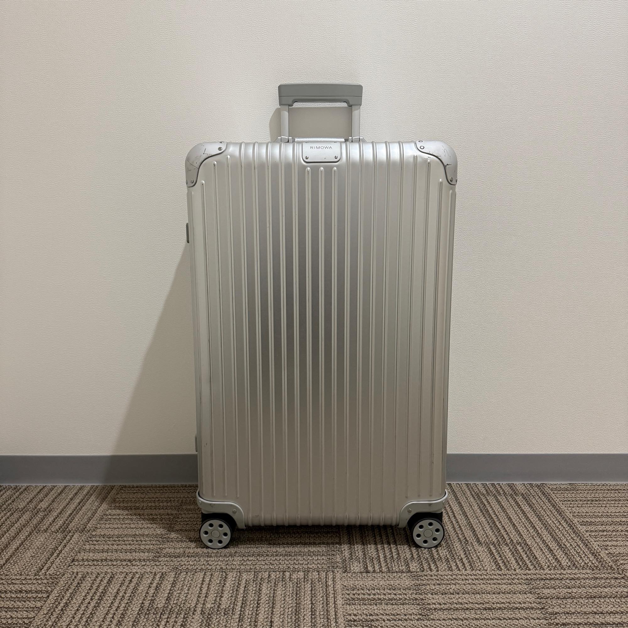 リモワ　オリジナル　チェックインL　925.73.00.4　シルバー　中古美品　86リットル　4輪