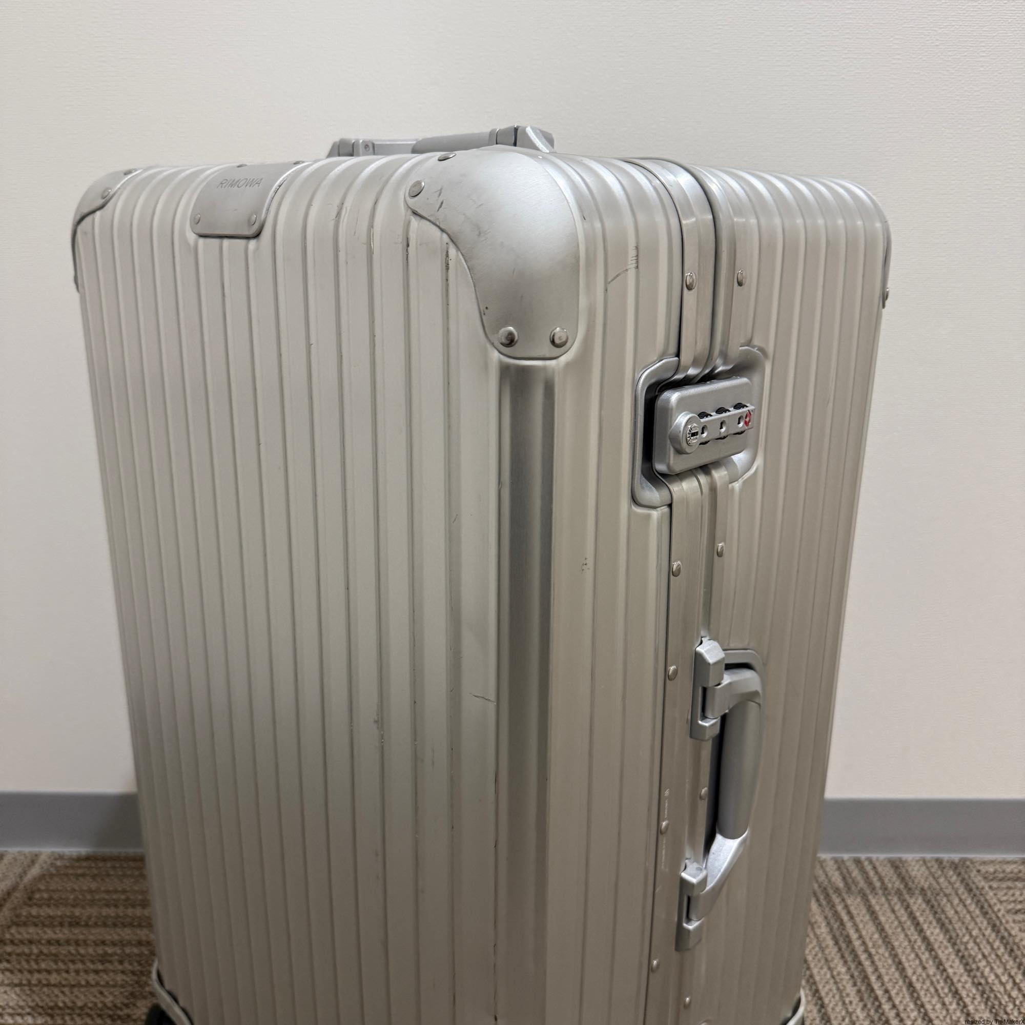 リモワ　オリジナル　925.75.00.4　中古美品　トランク　シルバー　 90リットル　4輪