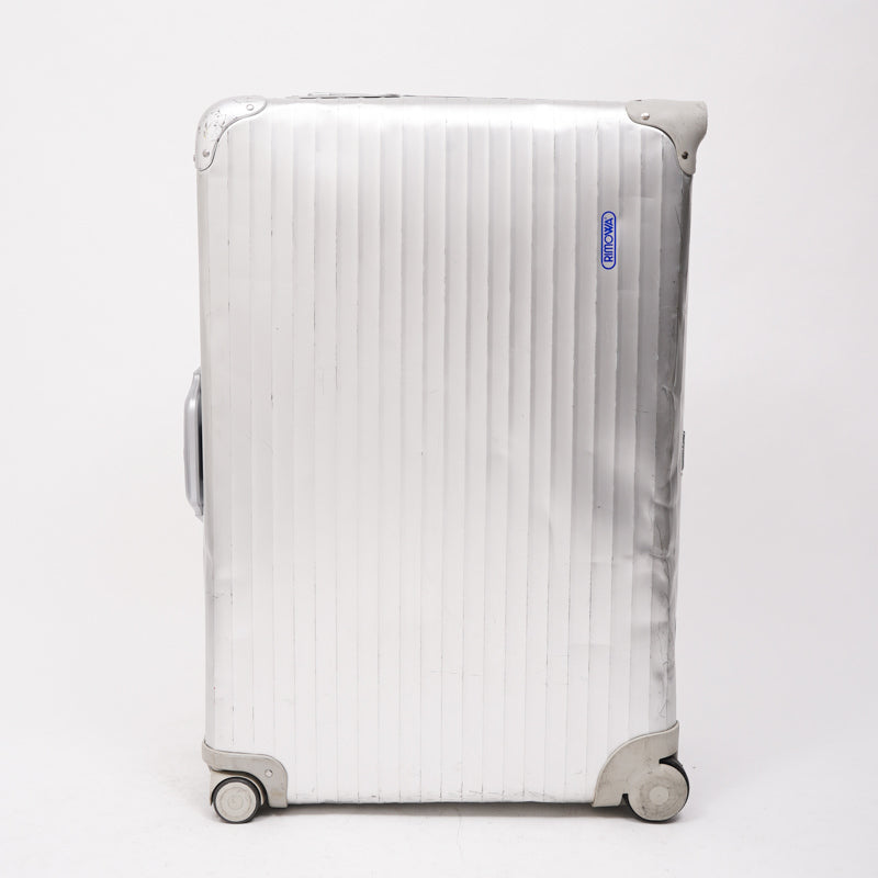 リモワ　シルバーインテグラル　中古商品　927.77　104リットル　4輪