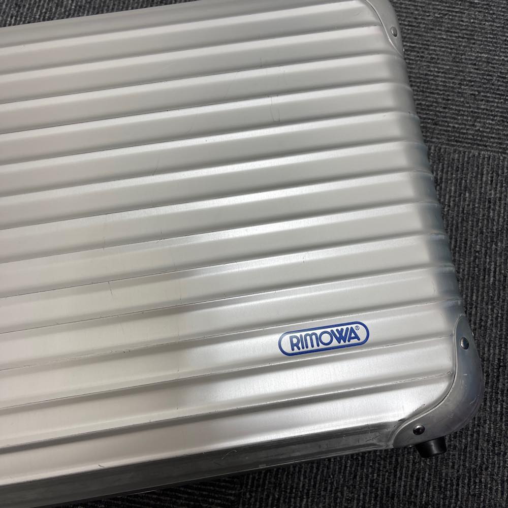 リモワ　アタッシェケース　中古商品　928.14　22リットル