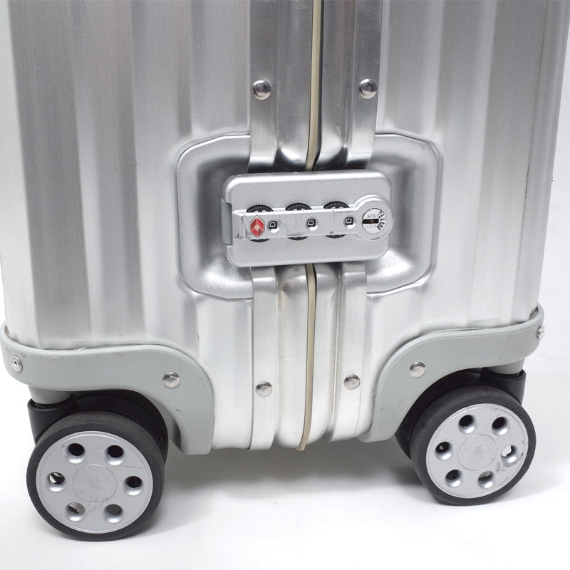 リモワ　トパーズ　中古商品　U932.70　82リットル　4輪