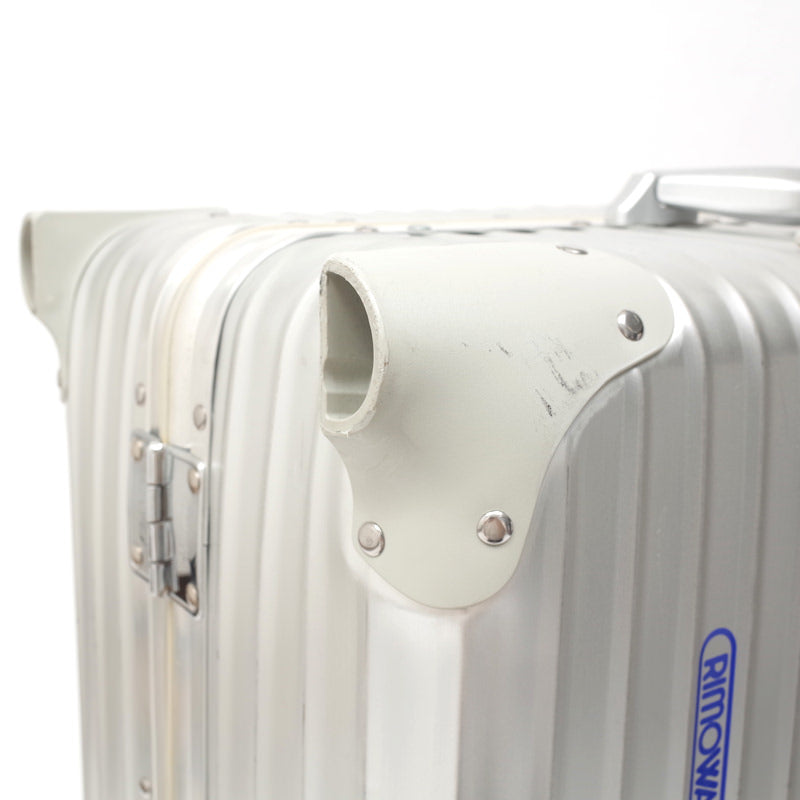 リモワ　トパーズ　中古商品　932.77　104リットル　4輪