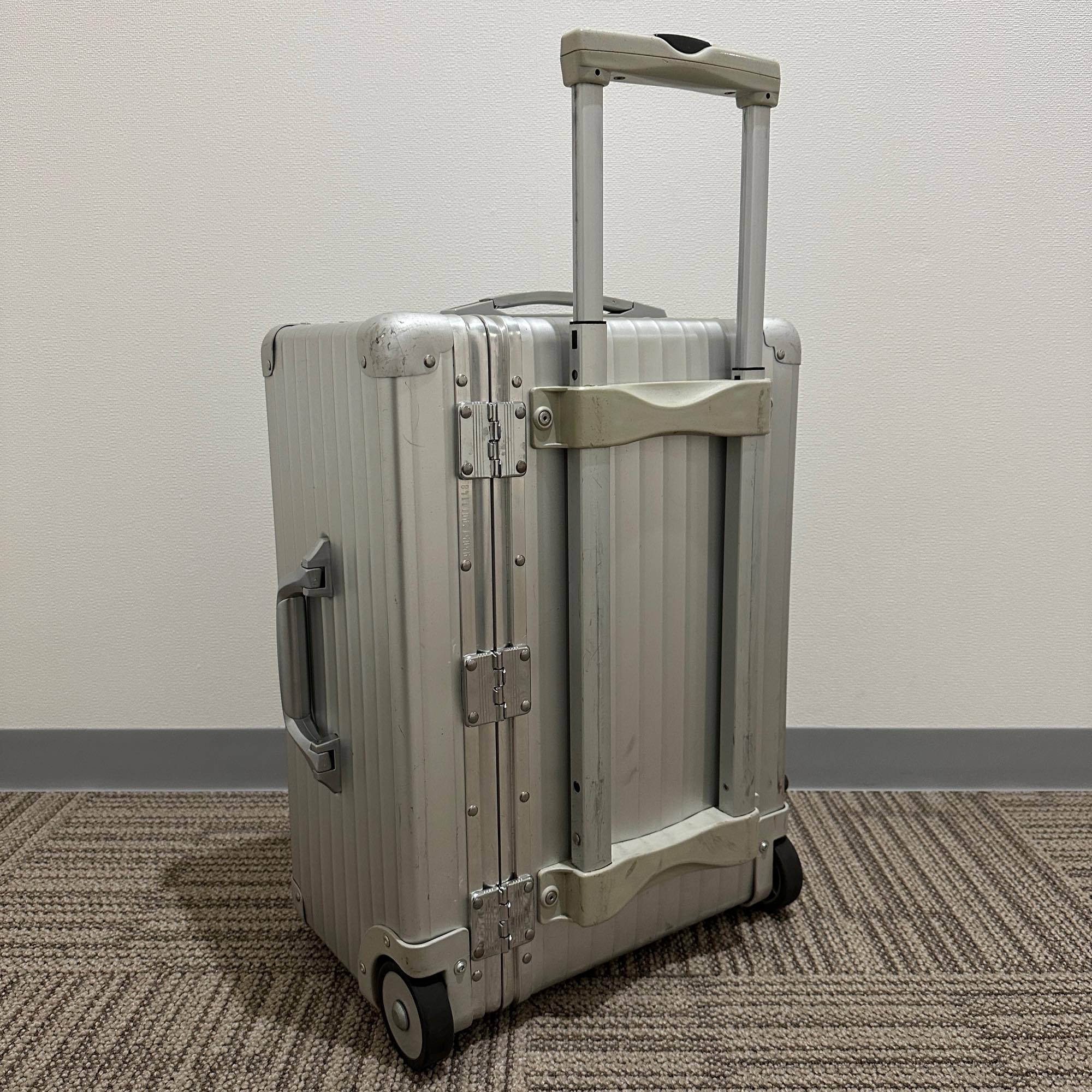 リモワ トパーズ　U950.51　中古商品　42リットル　2輪
