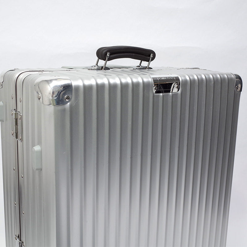 リモワ　クラシックフライト　中古美品　971.70　76リットル　4輪