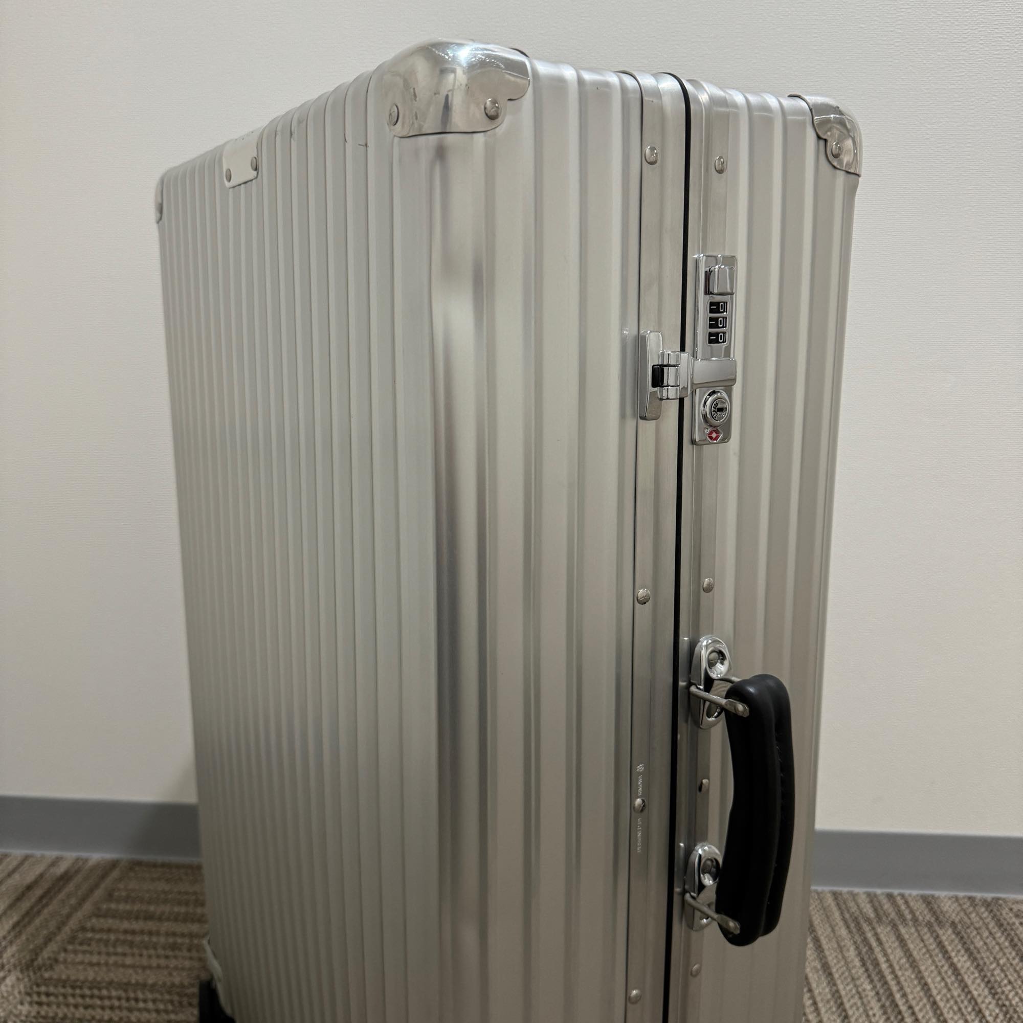 リモワ　クラシック　チェックインL　972.73　中古美品　 84リットル　4輪