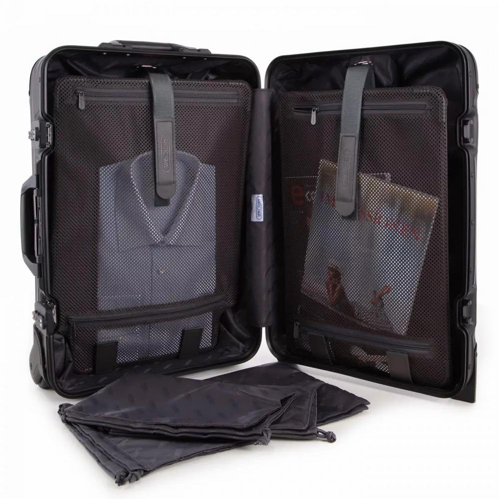 リモワ　トパーズ ステルス　986.11　32リットル　中古商品　2輪