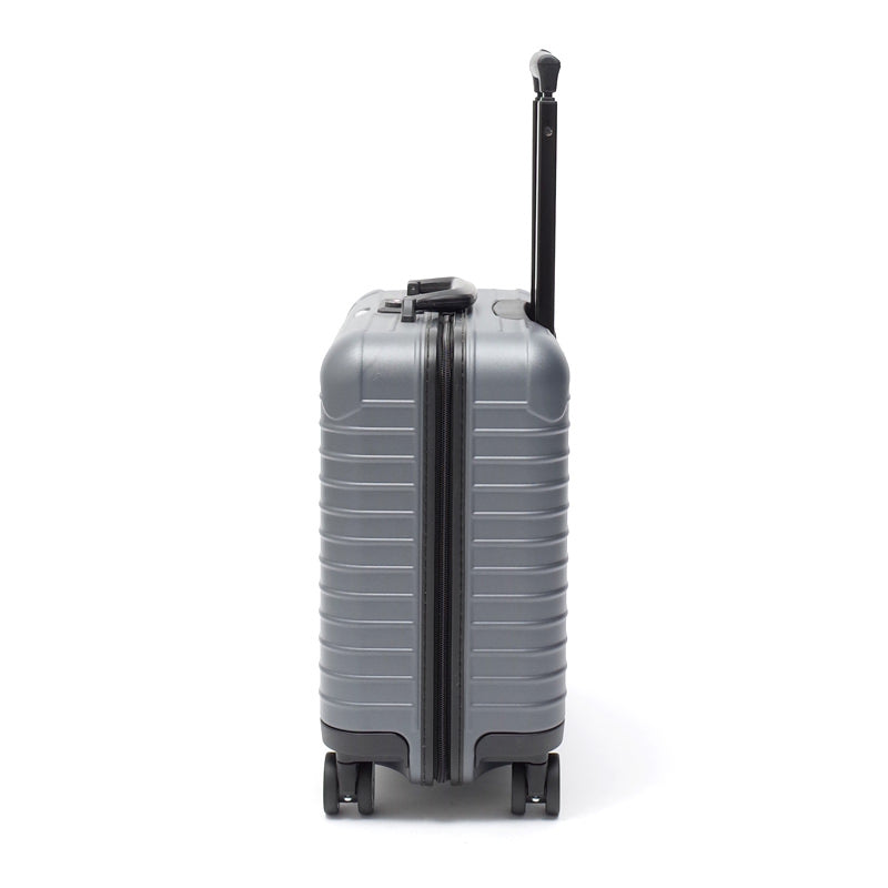 リモワ　サルサ　810.40.35.4　27リットル　在庫商品　4輪